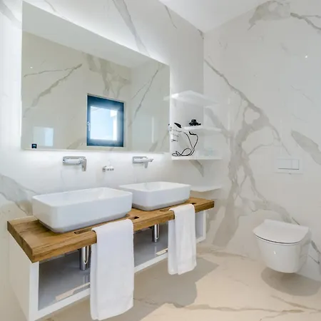 Luxury Complex 