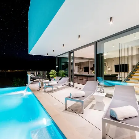 Luxury Complex 