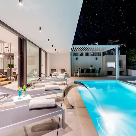 Semesterbostad Luxury Complex 